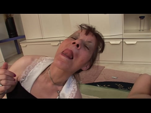 ❤️ Dalawang lola at isang lolo ang may threesome ❤ Homemade porn sa amin tl.pornohdmega.ru ️❤